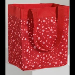 🚨SOLD🚨Essential Storage Tote - Fun Flurries